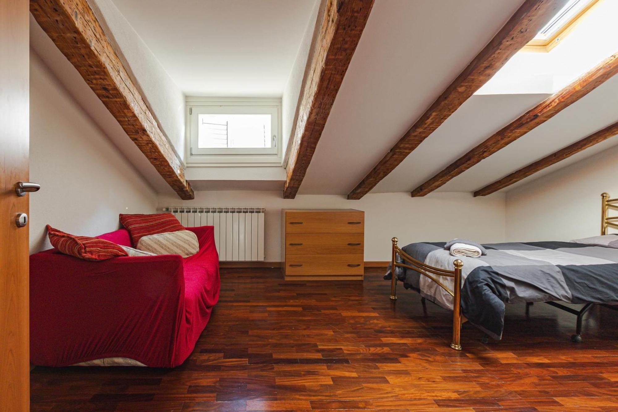 Mansarda Piazza Venezia Apartment Триест Екстериор снимка